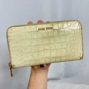 Miu Miu | Genuine Off White Crocodile Embossed Leather Zip-Around Wallet